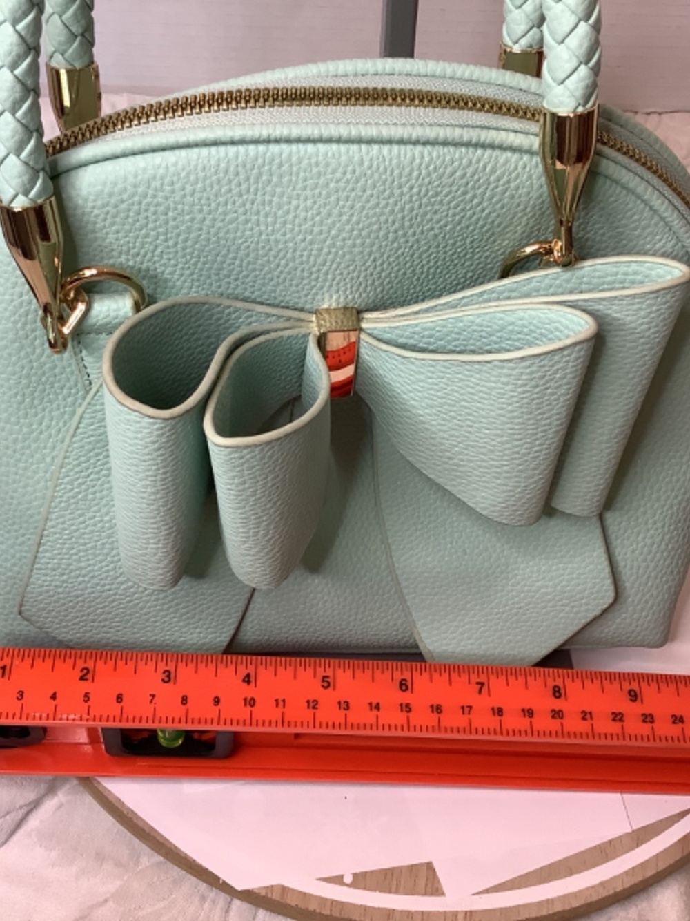 EUC Grossi Green Bow hand crossbody bag - Picture 9 of 14